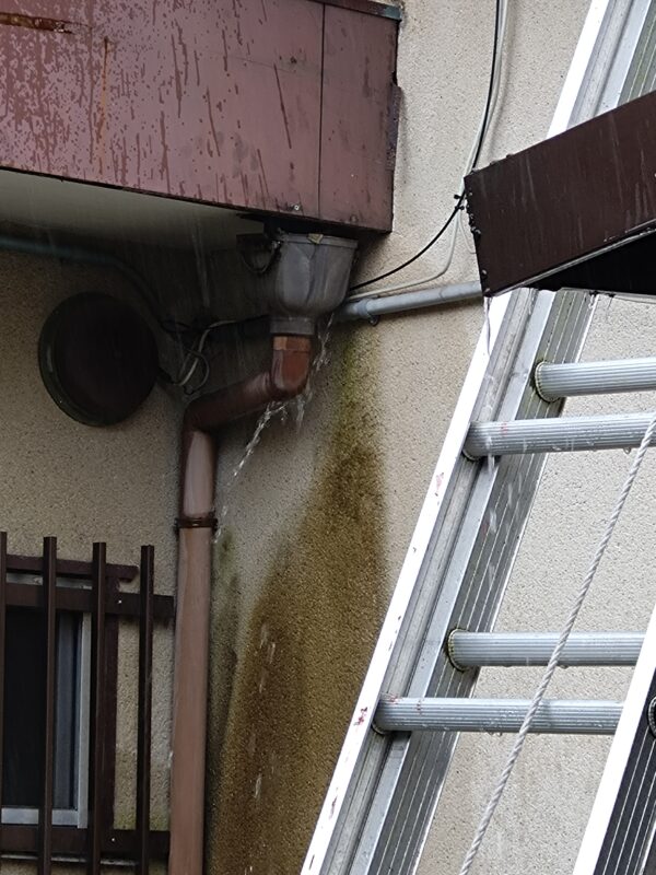 雨漏りをきっかけに考えた屋根リフォーム｜必要な部分だけ整え、これから20年の安心へ