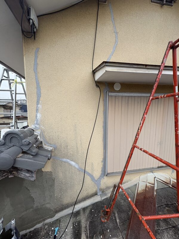 梅雨の長雨で見つかった住まいの弱点|部分リフォームで安心をつなぐ屋根工事